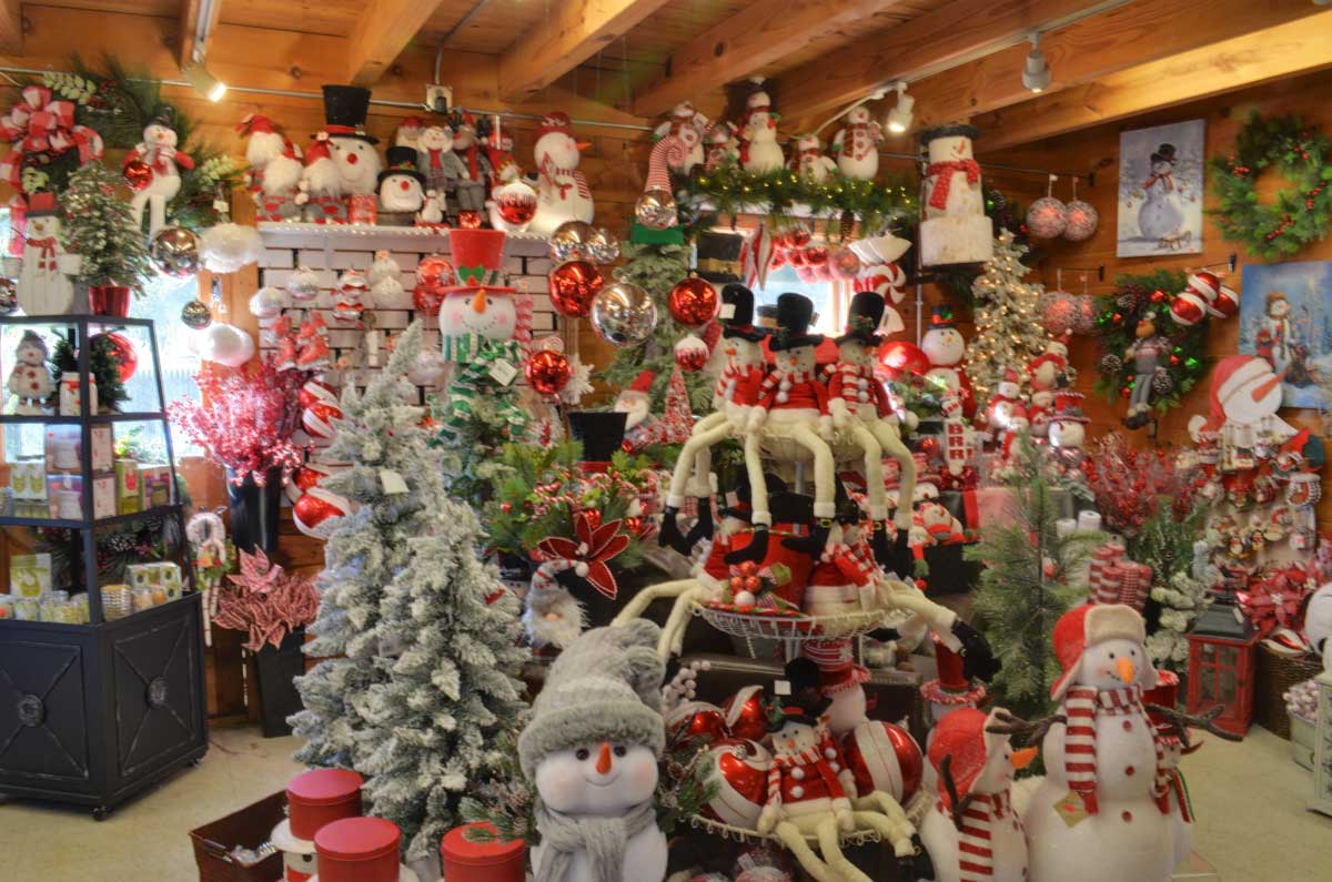 Swanton Store Holly Jolly Christmas Shop